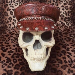 🔥⛓️🖤REFUSE 2 OBEY vinyl snakeskin hat⛓️🖤🔥